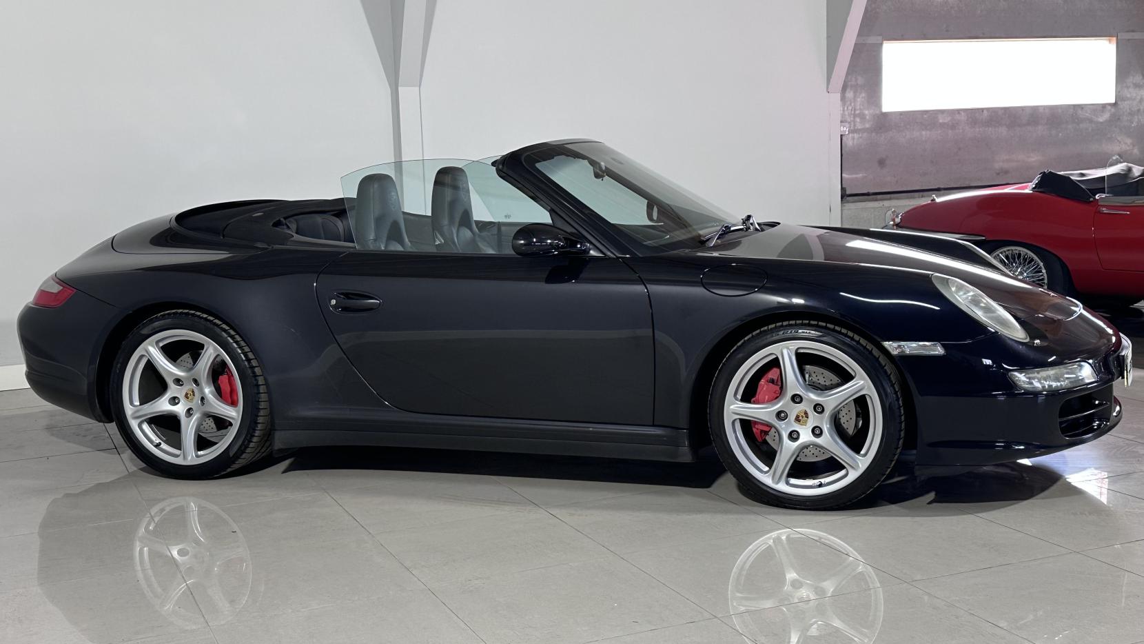 Porsche 911 3.8 997 Carrera 4S Cabriolet 2dr Petrol Tiptronic S AWD (286 g/km, 350 bhp)