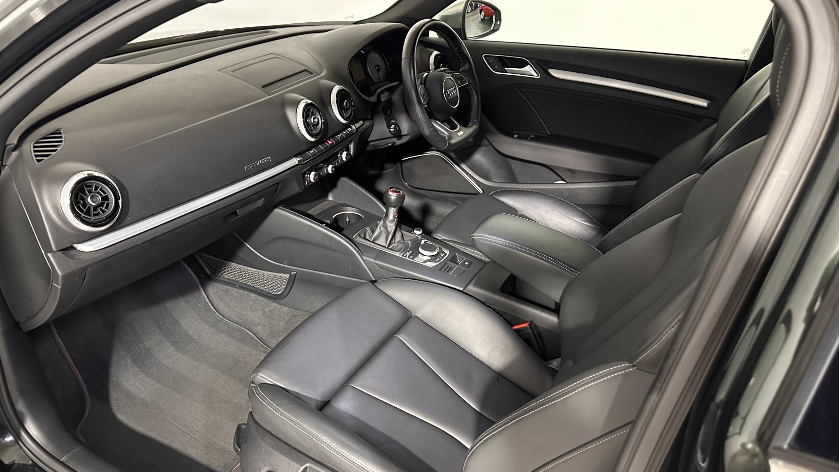 Audi S3 2.0 TFSI Hatchback 3dr Petrol Manual quattro Euro 6 (s/s) (310 ps)