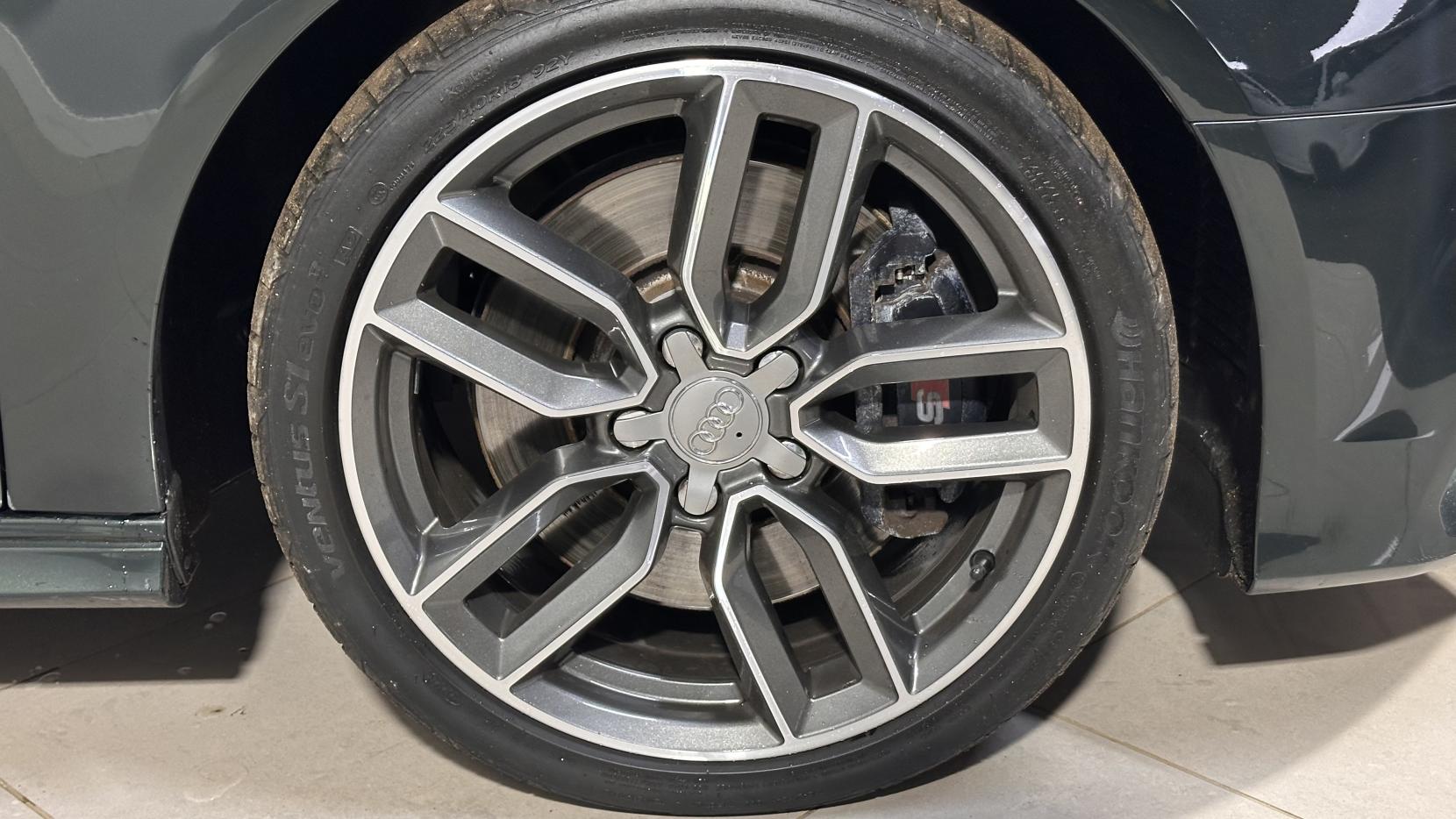 Audi S3 2.0 TFSI Hatchback 3dr Petrol Manual quattro Euro 6 (s/s) (310 ps)