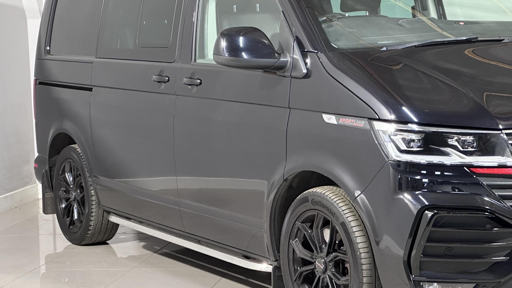Volkswagen Transporter 2.0 BiTDI T32 Sportline Kombi Double Cab 5dr Diesel DSG FWD SWB Euro 6 (s/s) (204 ps)