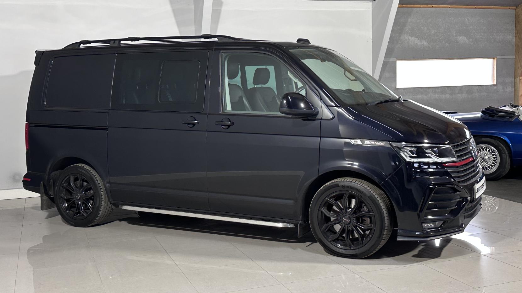Volkswagen Transporter 2.0 BiTDI T32 Sportline Kombi Double Cab 5dr Diesel DSG FWD SWB Euro 6 (s/s) (204 ps)