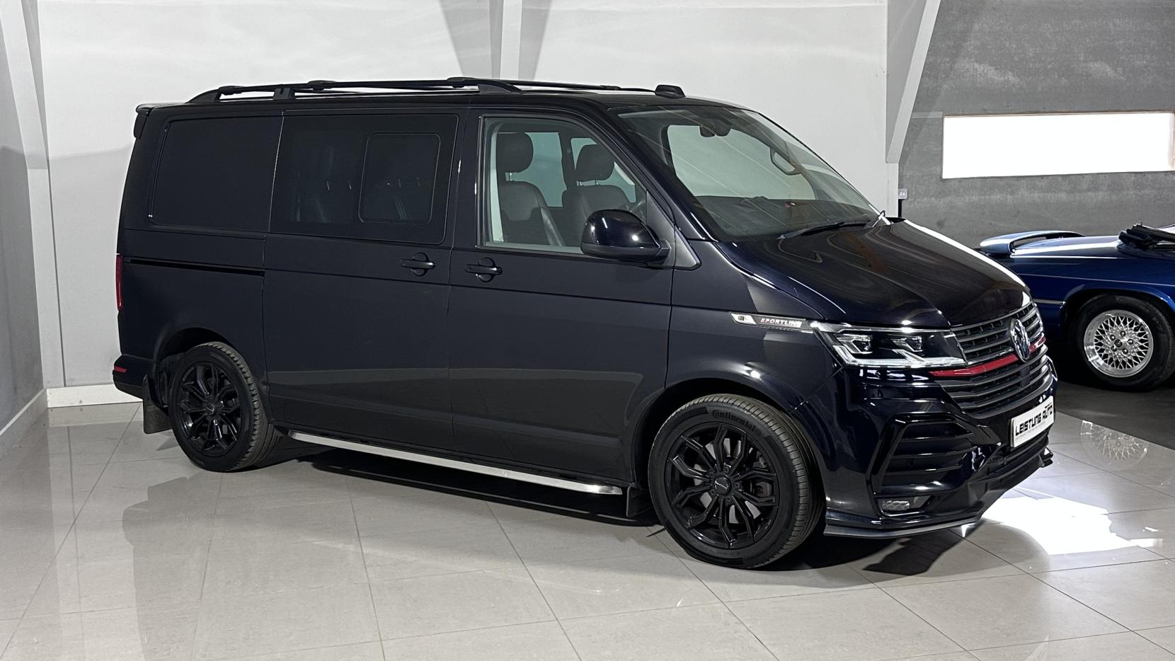 Volkswagen Transporter 2.0 BiTDI T32 Sportline Kombi Double Cab 5dr Diesel DSG FWD SWB Euro 6 (s/s) (204 ps)