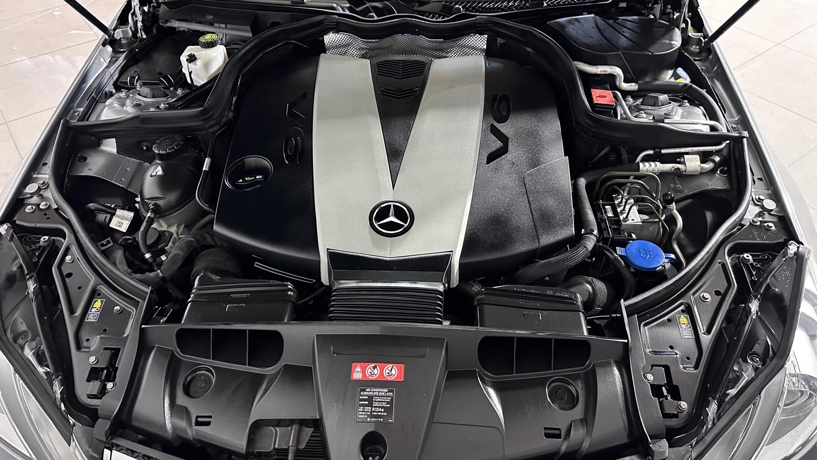 Mercedes-Benz E Class 3.0 E350 CDI V6 BlueEfficiency Sport Coupe 2dr Diesel G-Tronic Euro 5 (265 ps)