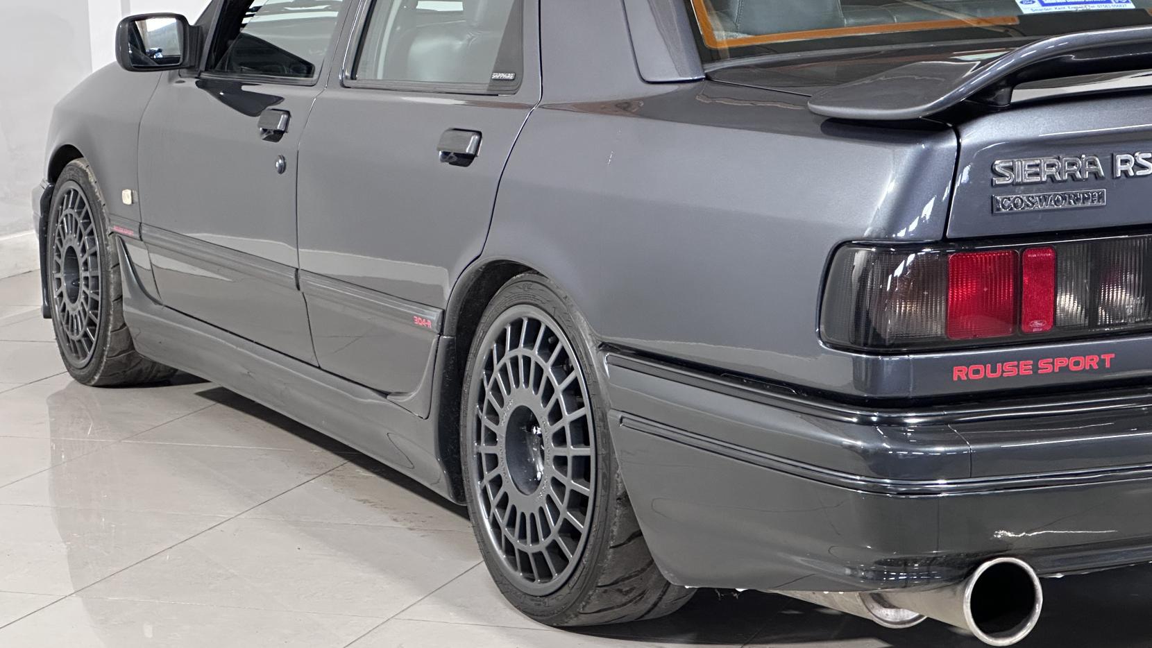 Ford Sierra 2.0 RS Cosworth Saloon 4dr Petrol Manual (217 bhp)