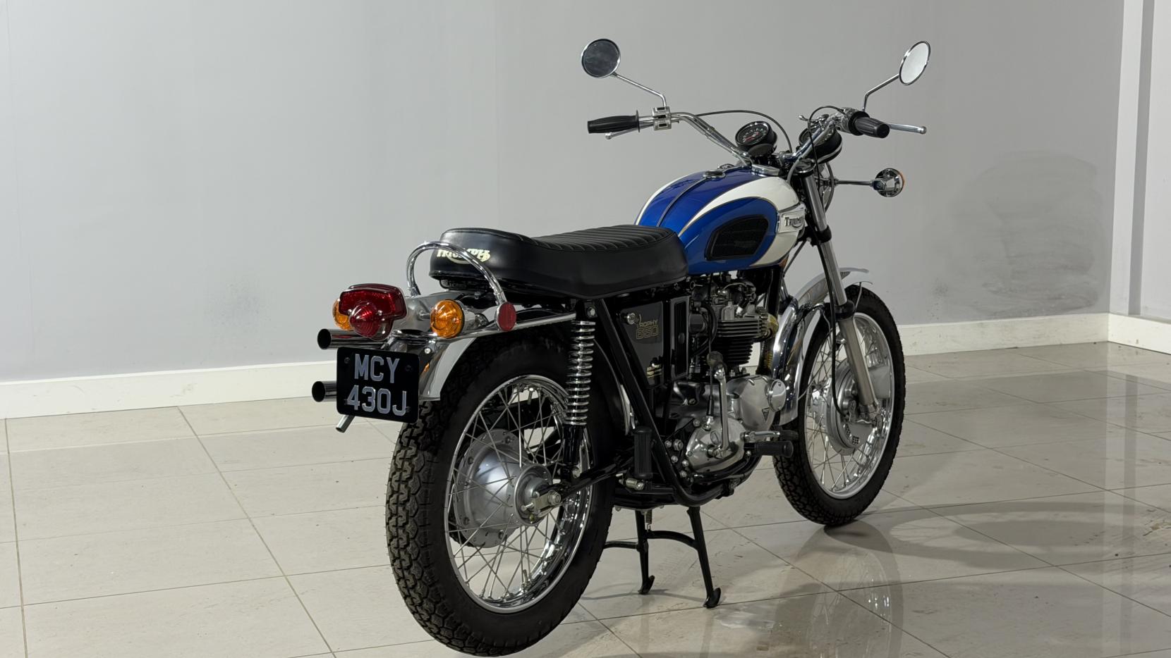 Triumph Trophy TR6C 650cc Trophy