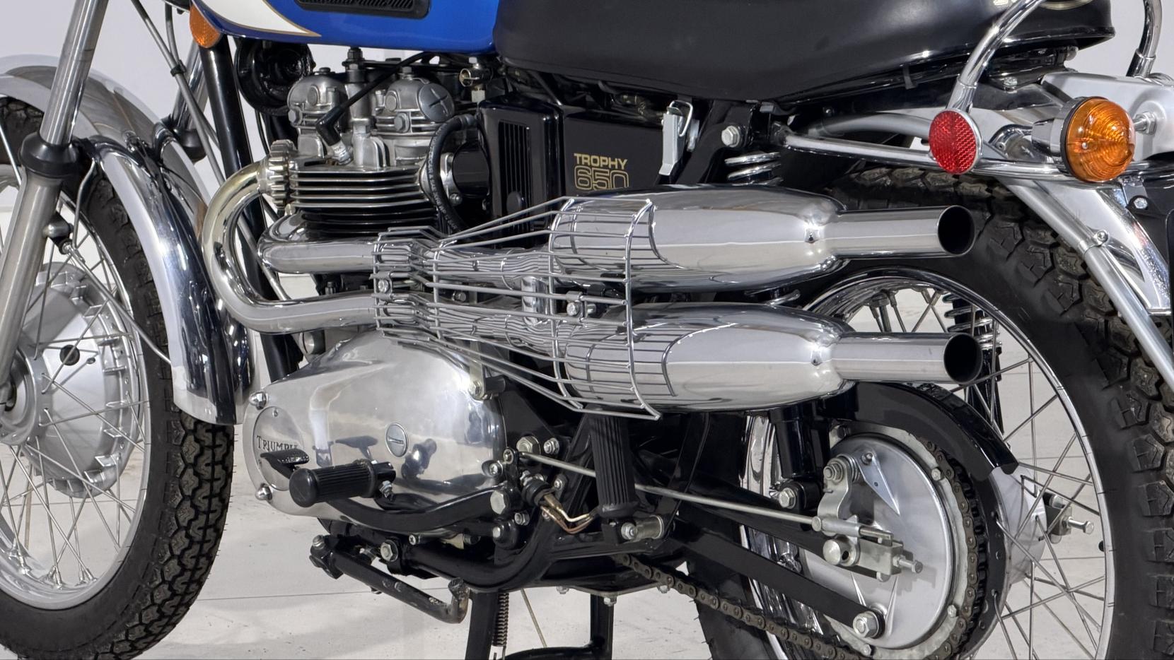 Triumph Trophy TR6C 650cc Trophy