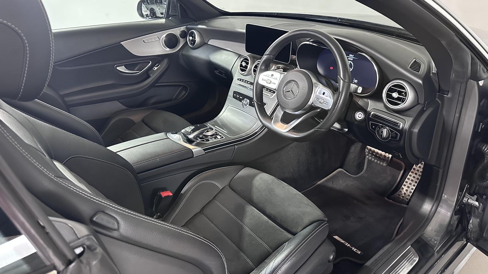 Mercedes-Benz C Class 2.0 C220d AMG Line (Premium) Cabriolet 2dr Diesel G-Tronic+ Euro 6 (s/s) (194 ps)