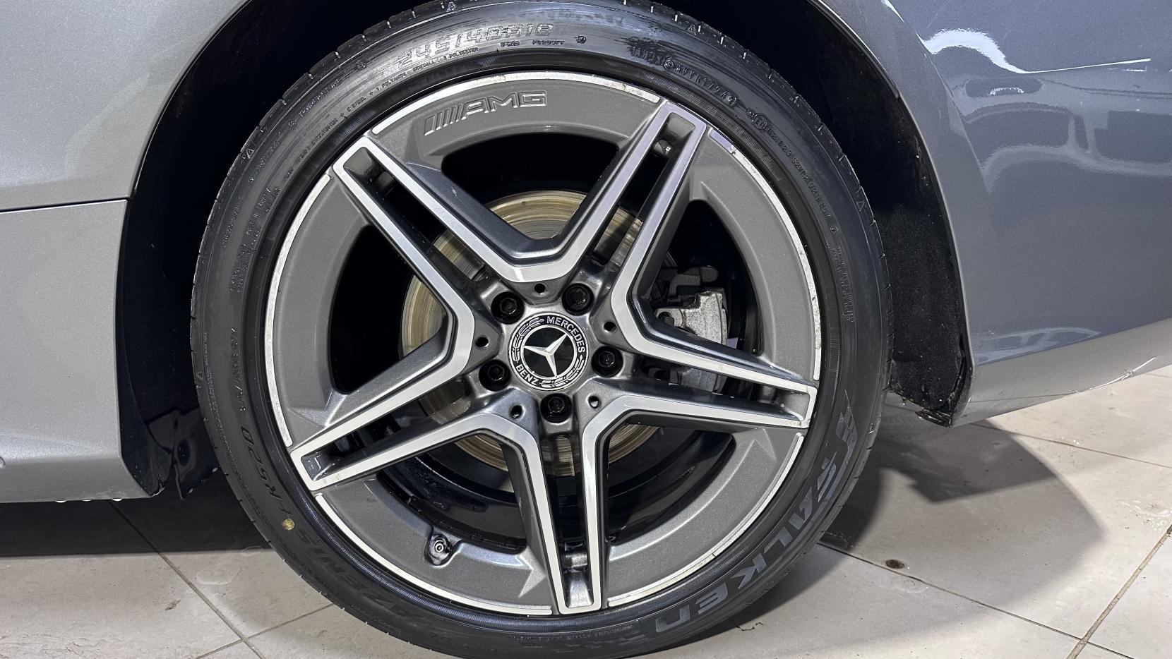 Mercedes-Benz C Class 2.0 C220d AMG Line (Premium) Cabriolet 2dr Diesel G-Tronic+ Euro 6 (s/s) (194 ps)