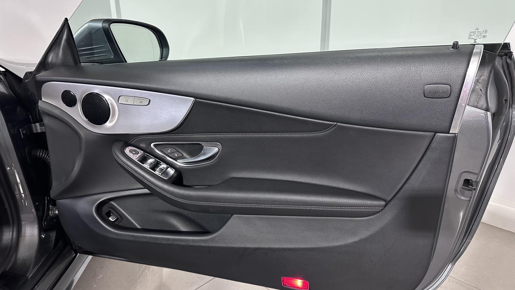 Mercedes-Benz C Class 2.0 C220d AMG Line (Premium) Cabriolet 2dr Diesel G-Tronic+ Euro 6 (s/s) (194 ps)