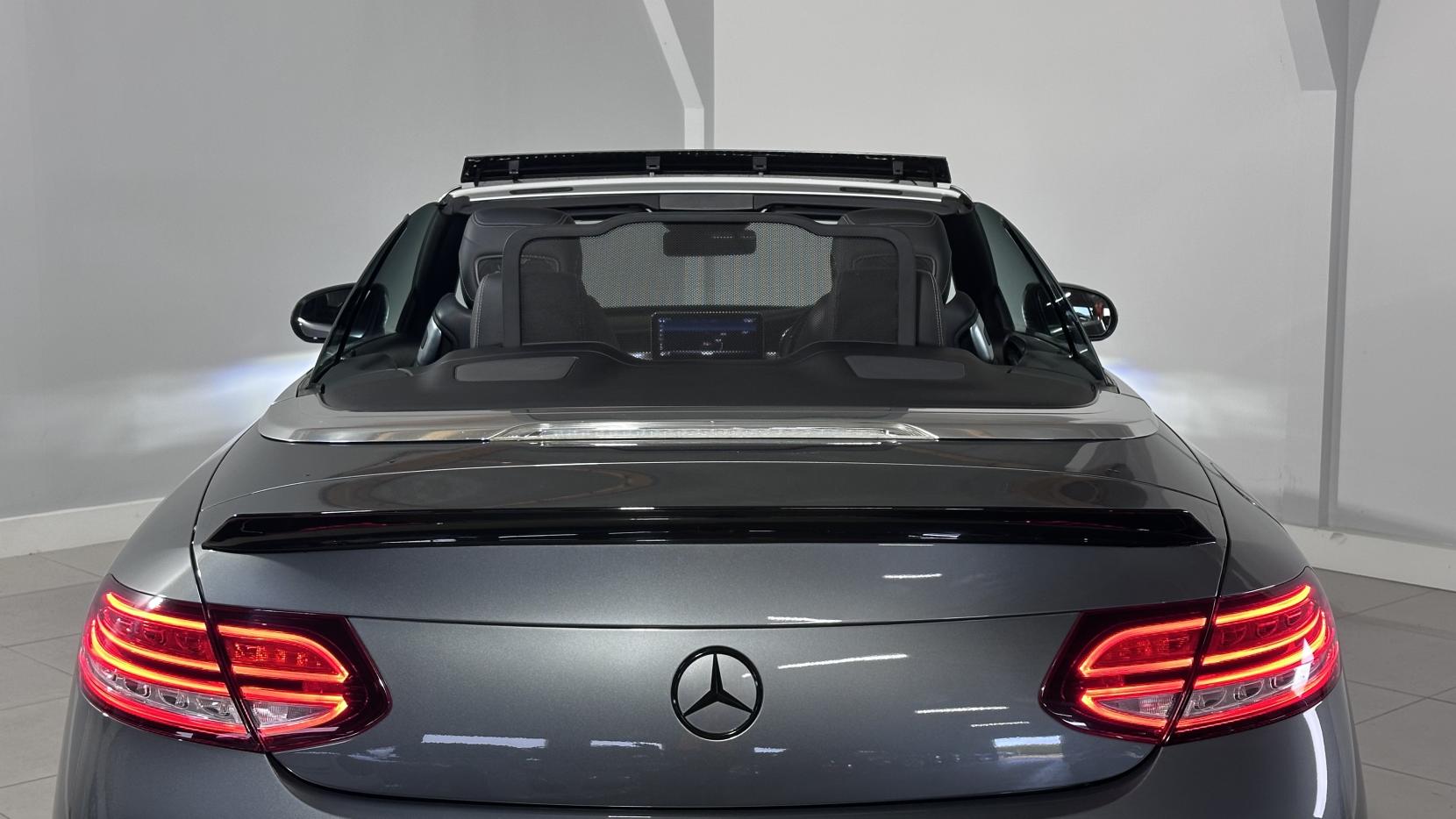 Mercedes-Benz C Class 2.0 C220d AMG Line (Premium) Cabriolet 2dr Diesel G-Tronic+ Euro 6 (s/s) (194 ps)