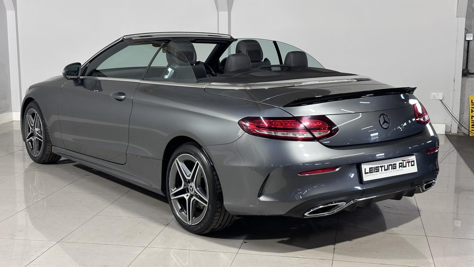 Mercedes-Benz C Class 2.0 C220d AMG Line (Premium) Cabriolet 2dr Diesel G-Tronic+ Euro 6 (s/s) (194 ps)
