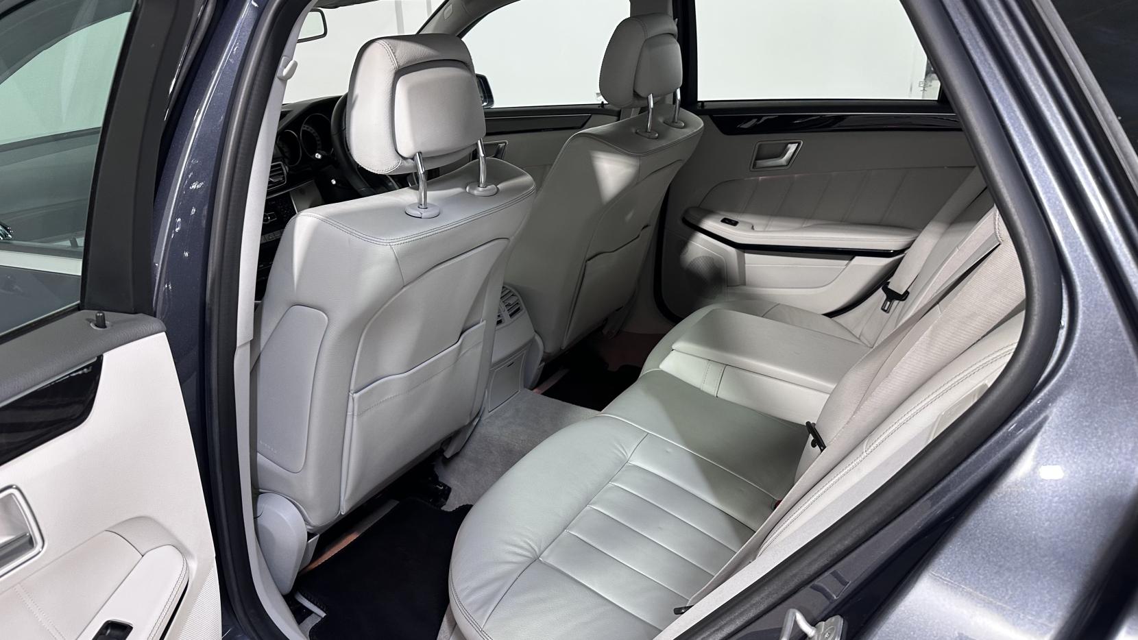 Mercedes-Benz E Class 3.0 E350 V6 BlueTEC AMG Line Estate 5dr Diesel G-Tronic+ Euro 6 (s/s) (258 ps)