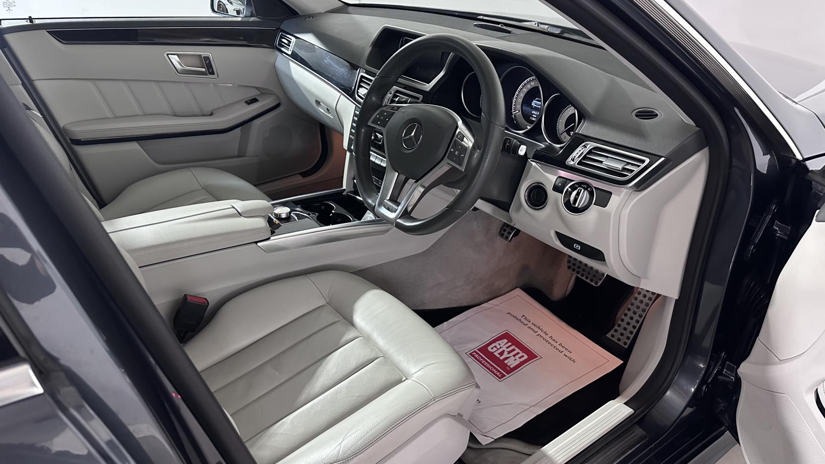 Mercedes-Benz E Class 3.0 E350 V6 BlueTEC AMG Line Estate 5dr Diesel G-Tronic+ Euro 6 (s/s) (258 ps)