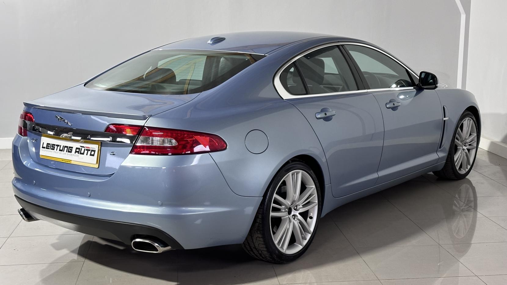 Jaguar XF 3.0d S V6 Portfolio Saloon 4dr Diesel Auto Euro 5 (275 ps)