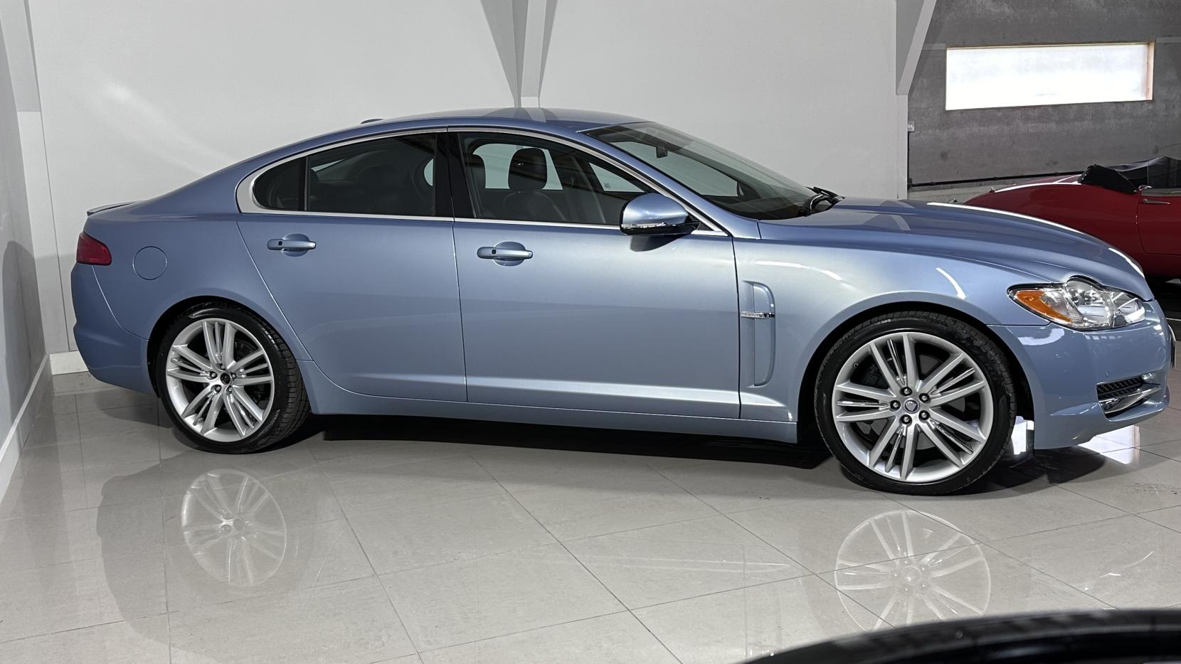 Jaguar XF 3.0d S V6 Portfolio Saloon 4dr Diesel Auto Euro 5 (275 ps)