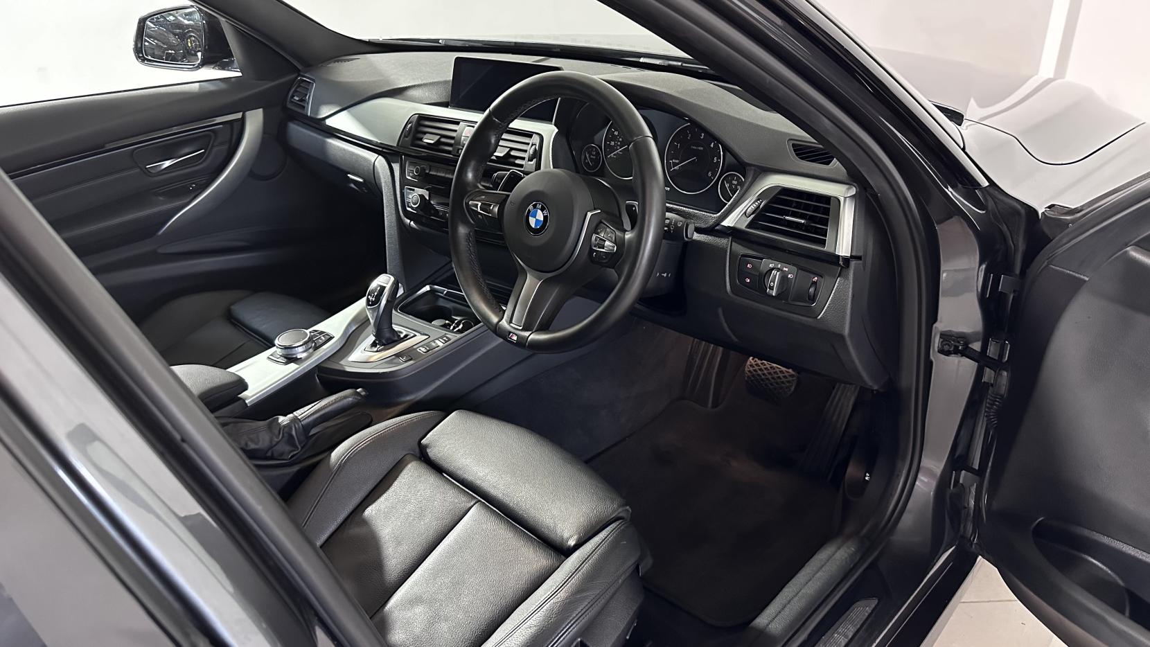 BMW 3 Series 3.0 335d M Sport Saloon 4dr Diesel Auto xDrive Euro 6 (s/s) (313 ps)
