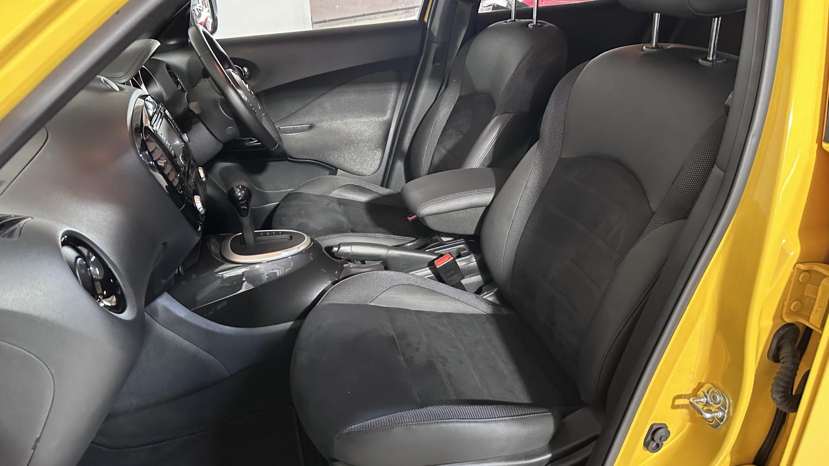 Nissan Juke 1.6 N-Connecta SUV 5dr Petrol XTRON Euro 6 (117 ps)