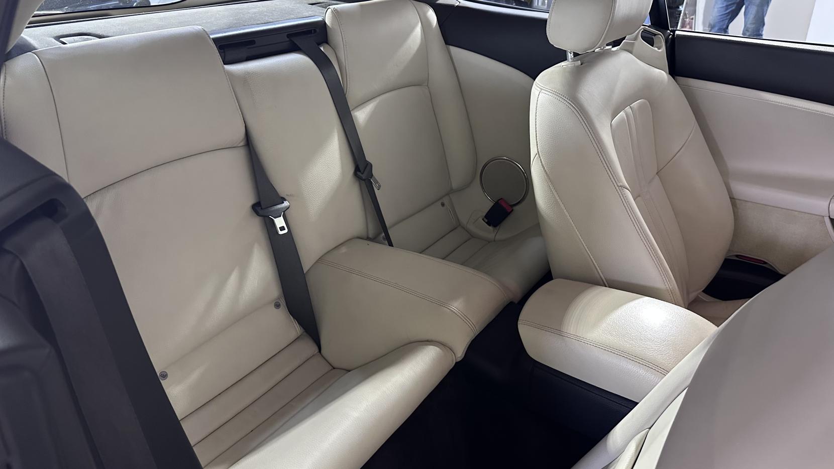 Jaguar XK 4.2 V8 Coupe 2dr Petrol Auto Euro 4 (300 ps)