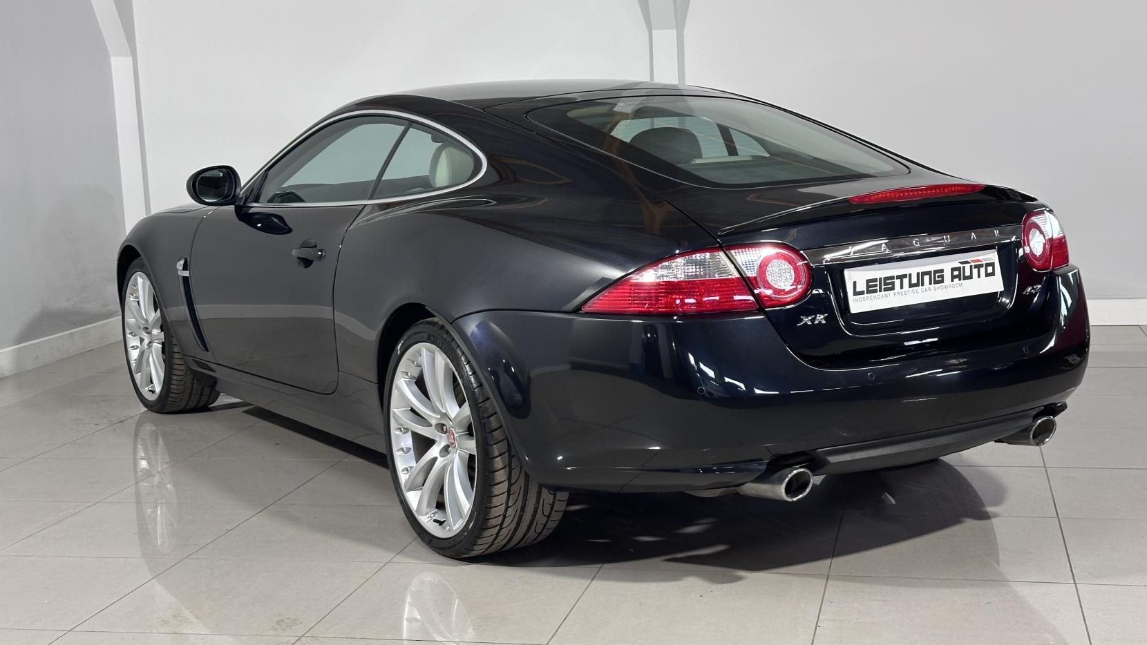 Jaguar XK 4.2 V8 Coupe 2dr Petrol Auto Euro 4 (300 ps)