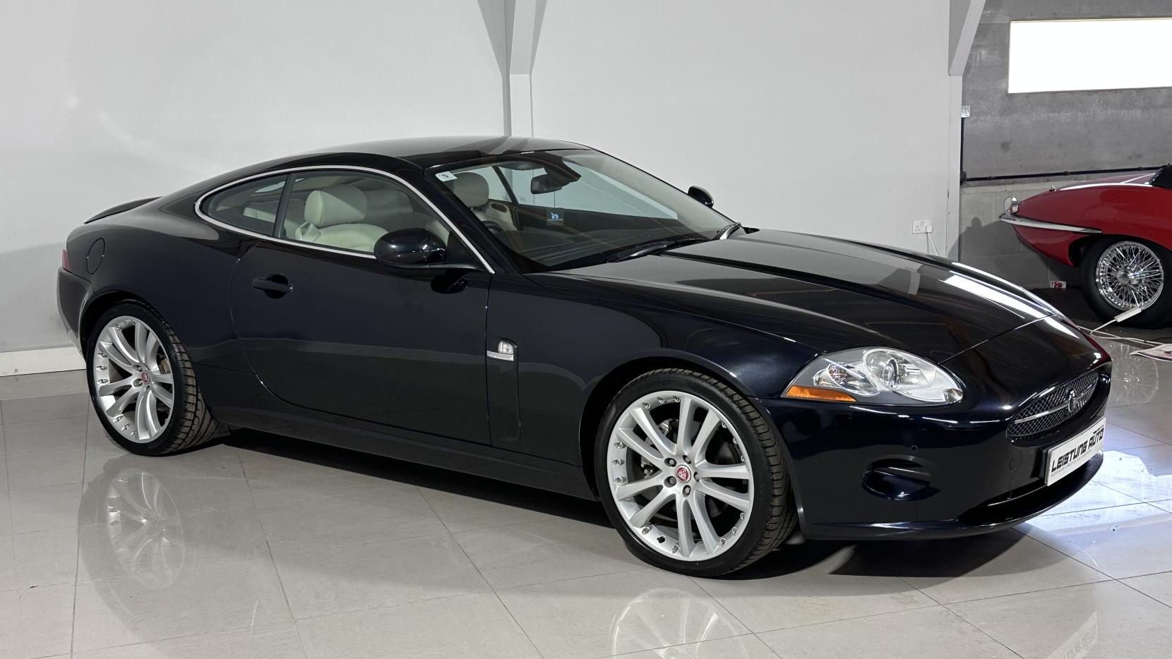 Jaguar XK 4.2 V8 Coupe 2dr Petrol Auto Euro 4 (300 ps)