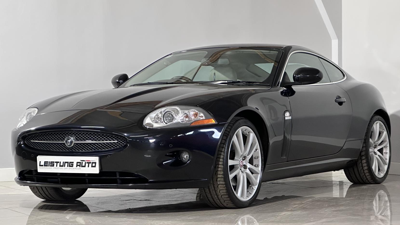 Jaguar XK 4.2 V8 Coupe 2dr Petrol Auto Euro 4 (300 ps)