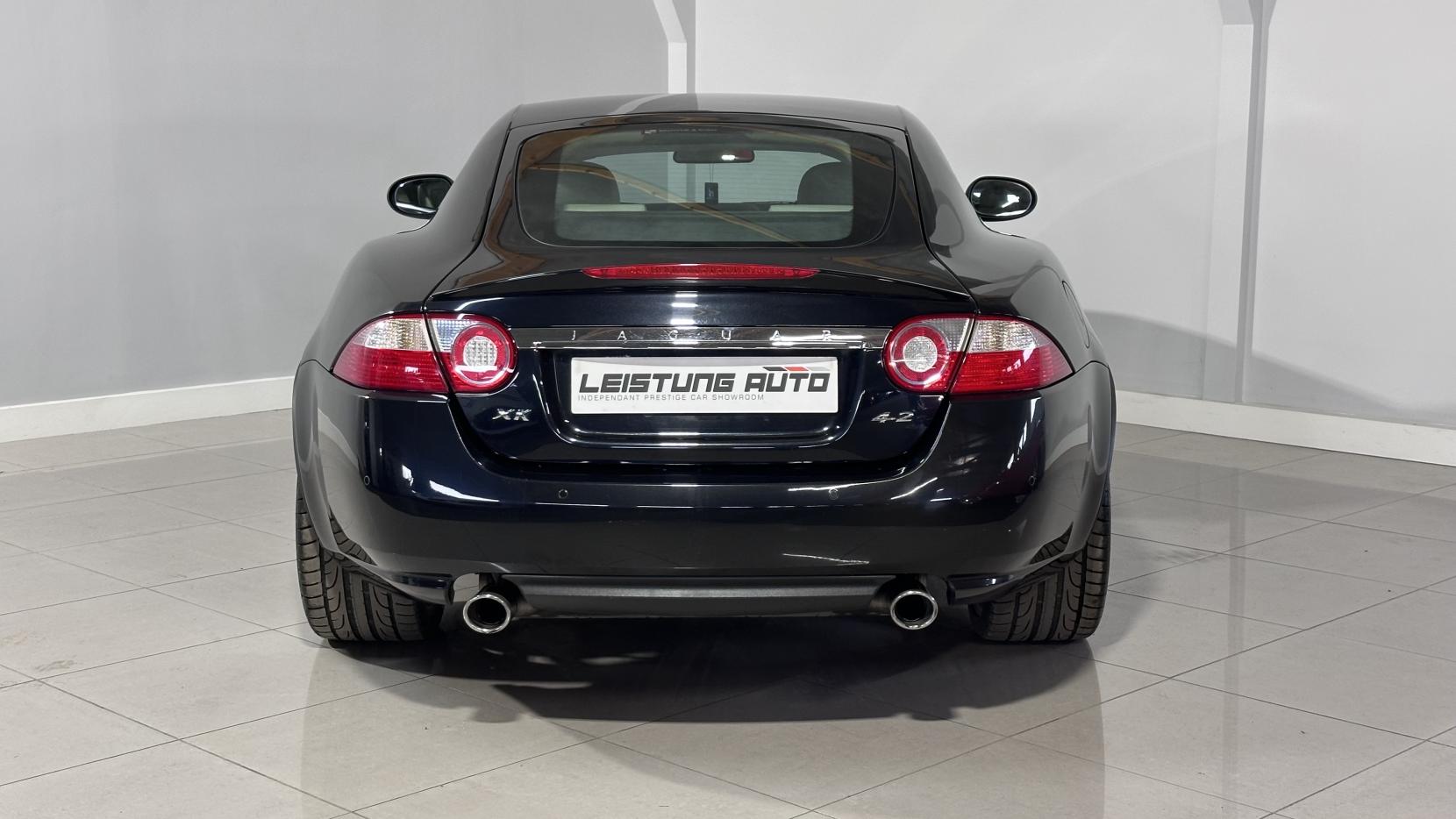 Jaguar XK 4.2 V8 Coupe 2dr Petrol Auto Euro 4 (300 ps)
