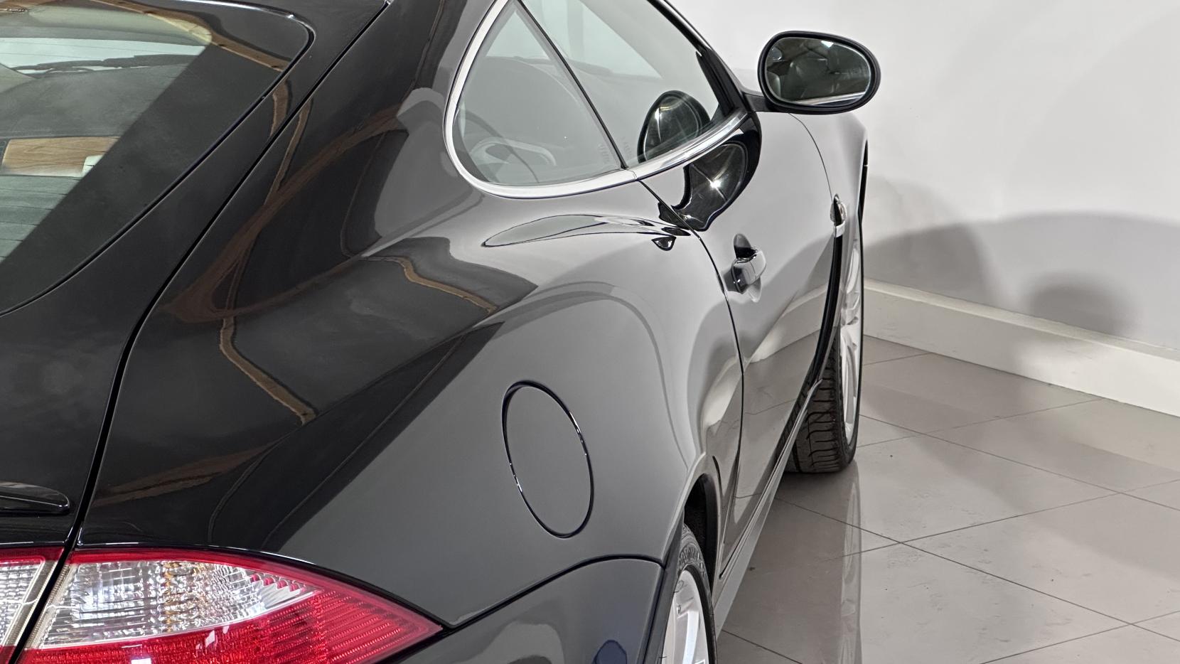 Jaguar XK 4.2 V8 Coupe 2dr Petrol Auto Euro 4 (300 ps)