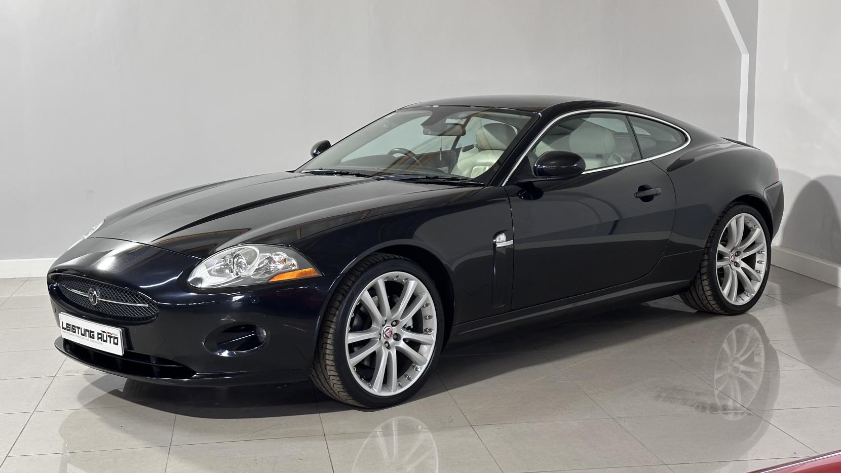 Jaguar XK 4.2 V8 Coupe 2dr Petrol Auto Euro 4 (300 ps)