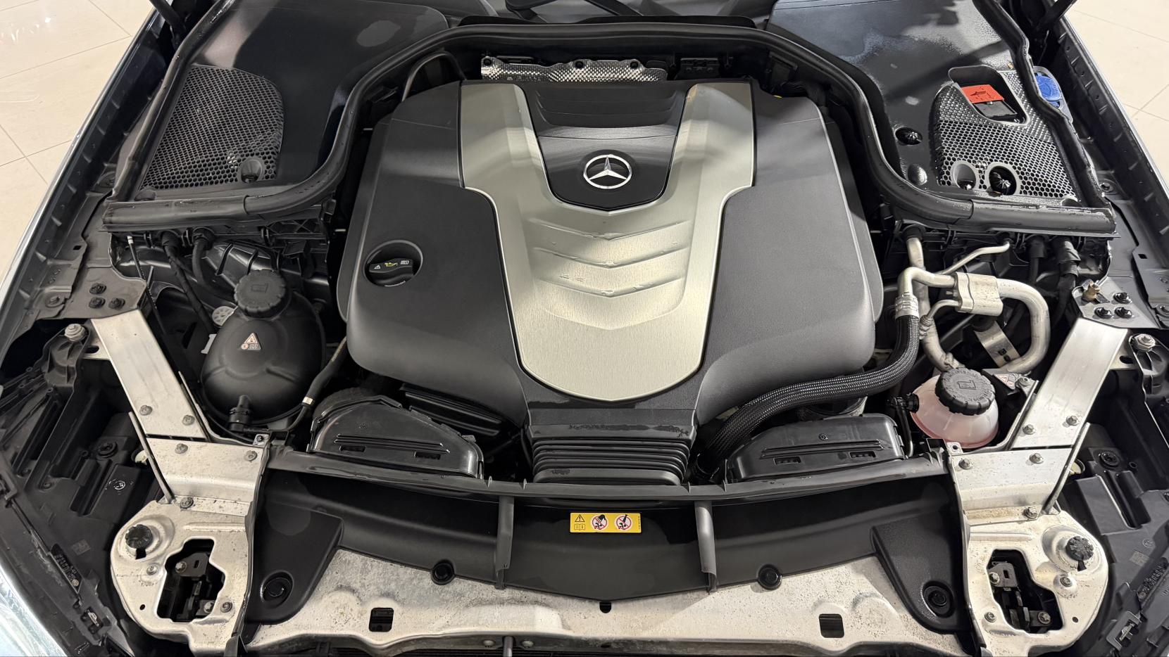 Mercedes-Benz E Class 3.0 E350d V6 AMG Line Saloon 4dr Diesel G-Tronic+ Euro 6 (s/s) (258 ps)