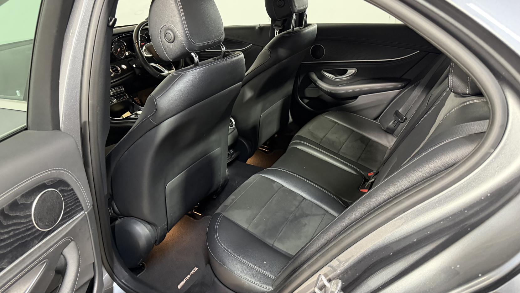 Mercedes-Benz E Class 3.0 E350d V6 AMG Line Saloon 4dr Diesel G-Tronic+ Euro 6 (s/s) (258 ps)