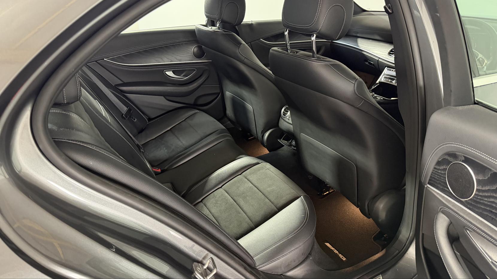 Mercedes-Benz E Class 3.0 E350d V6 AMG Line Saloon 4dr Diesel G-Tronic+ Euro 6 (s/s) (258 ps)