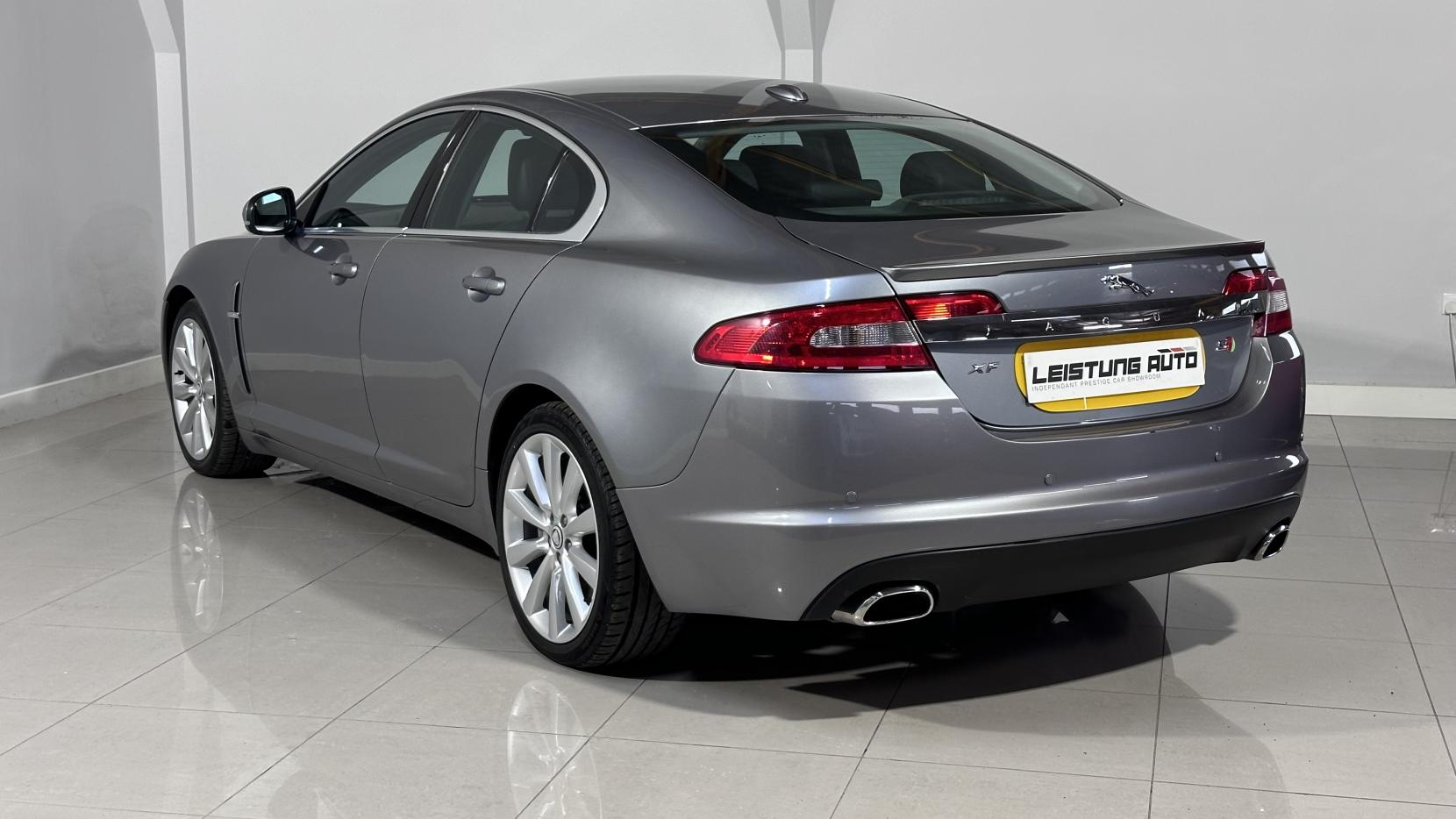 Jaguar XF 3.0d S V6 Luxury Saloon 4dr Diesel Auto Euro 5 (275 ps)