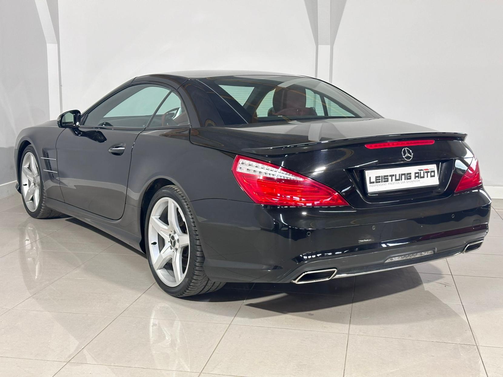 Mercedes-Benz SL Class 3.5 SL350 AMG Sport Convertible 2dr Petrol G-Tronic Euro 5 (s/s) (306 ps)