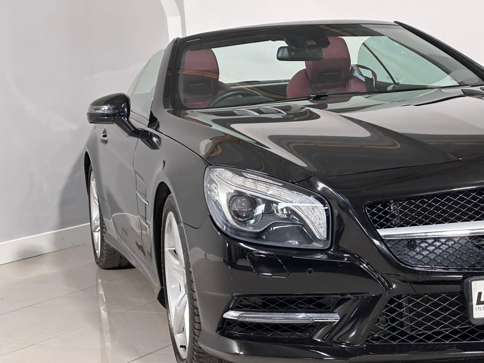 Mercedes-Benz SL Class 3.5 SL350 AMG Sport Convertible 2dr Petrol G-Tronic Euro 5 (s/s) (306 ps)