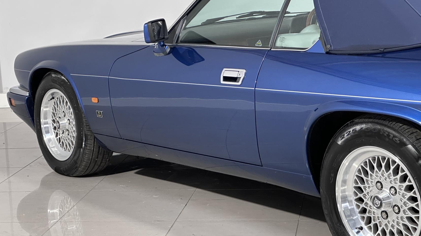 Jaguar XJS 4.0 Insignia Limited Edition Convertible 2dr Petrol Automatic (237 bhp)