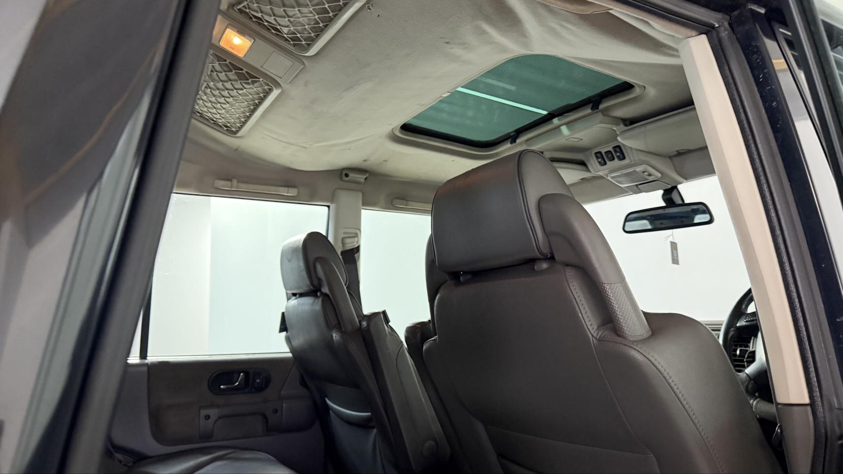 Land Rover Discovery 4.0i V8 ES Station Wagon 5dr Petrol Manual (5 Seats) (397 g/km, 182 bhp)