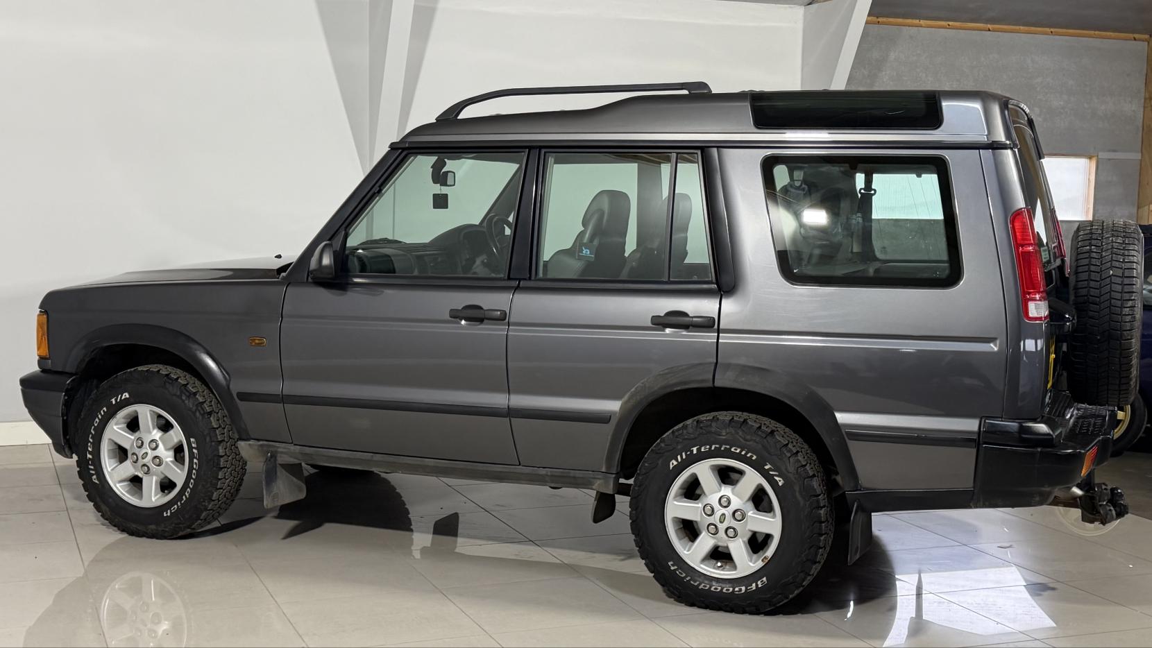 Land Rover Discovery 4.0i V8 ES Station Wagon 5dr Petrol Manual (5 Seats) (397 g/km, 182 bhp)