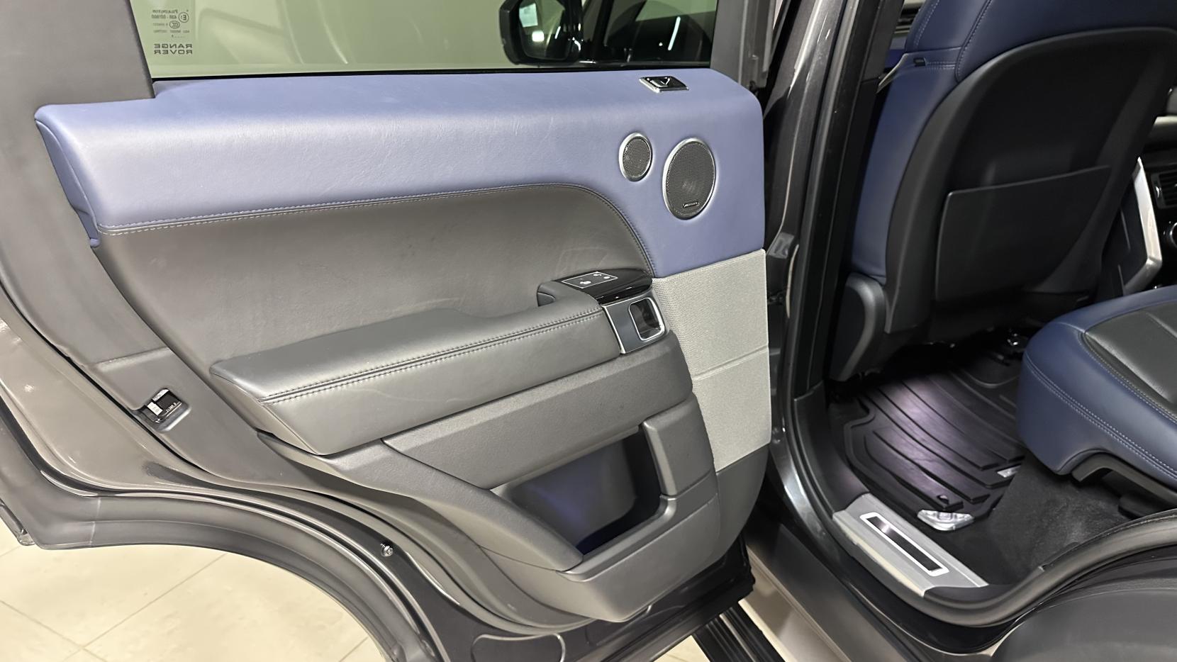 Land Rover Range Rover Sport 2.0 P400e 13.1kWh Autobiography Dynamic SUV 5dr Petrol Plug-in Hybrid Auto 4WD Euro 6 (s/s) (404 ps)