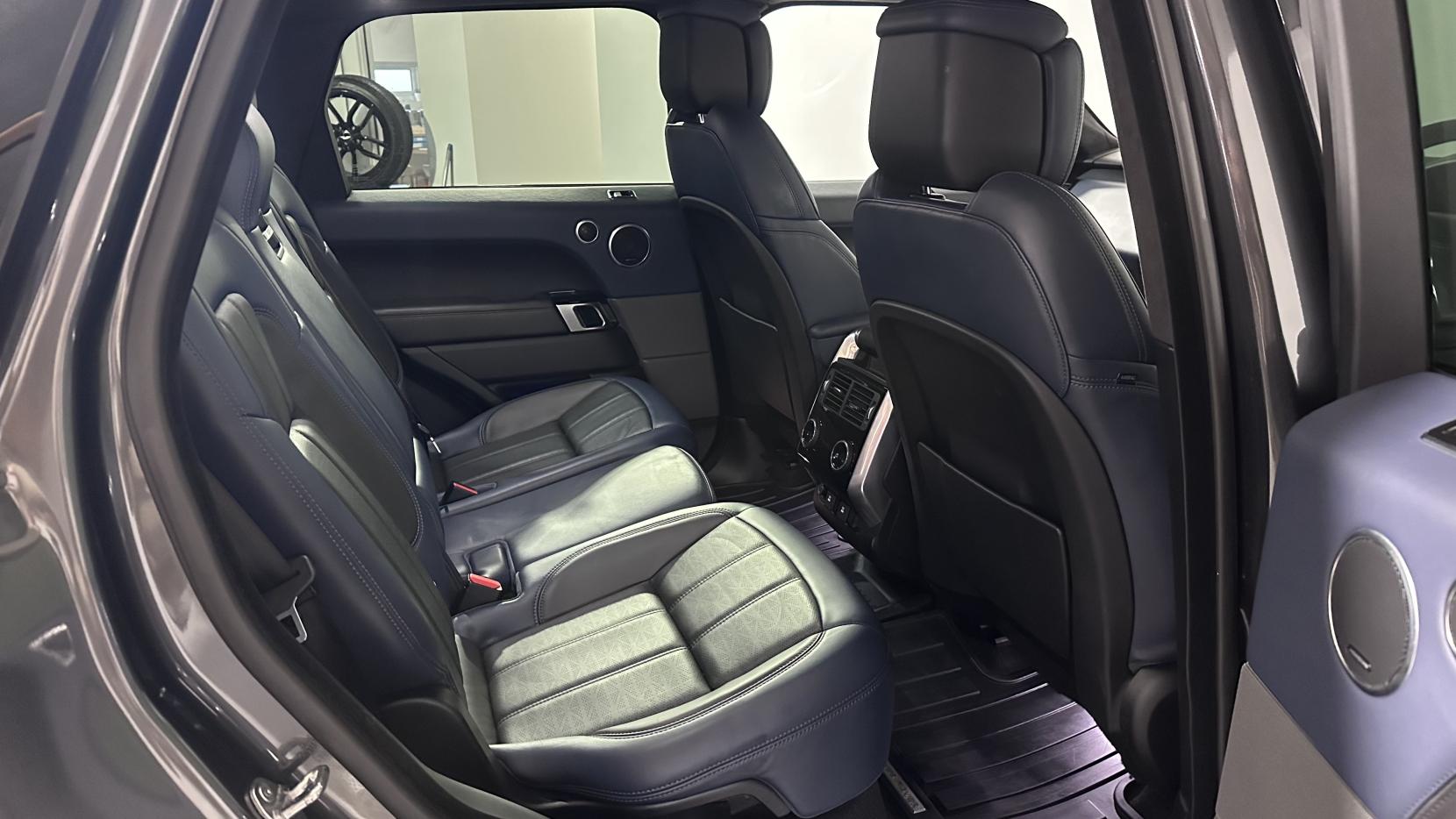 Land Rover Range Rover Sport 2.0 P400e 13.1kWh Autobiography Dynamic SUV 5dr Petrol Plug-in Hybrid Auto 4WD Euro 6 (s/s) (404 ps)