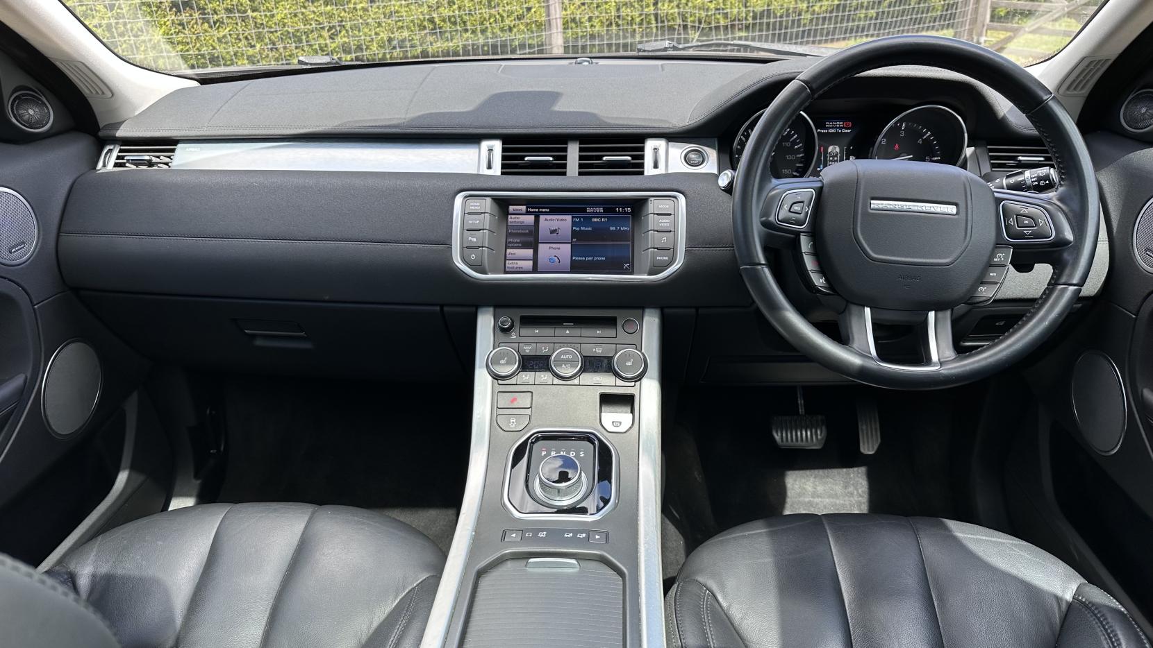 Land Rover Range Rover Evoque 2.2 SD4 Pure SUV 5dr Diesel Auto 4WD Euro 5 (190 ps)