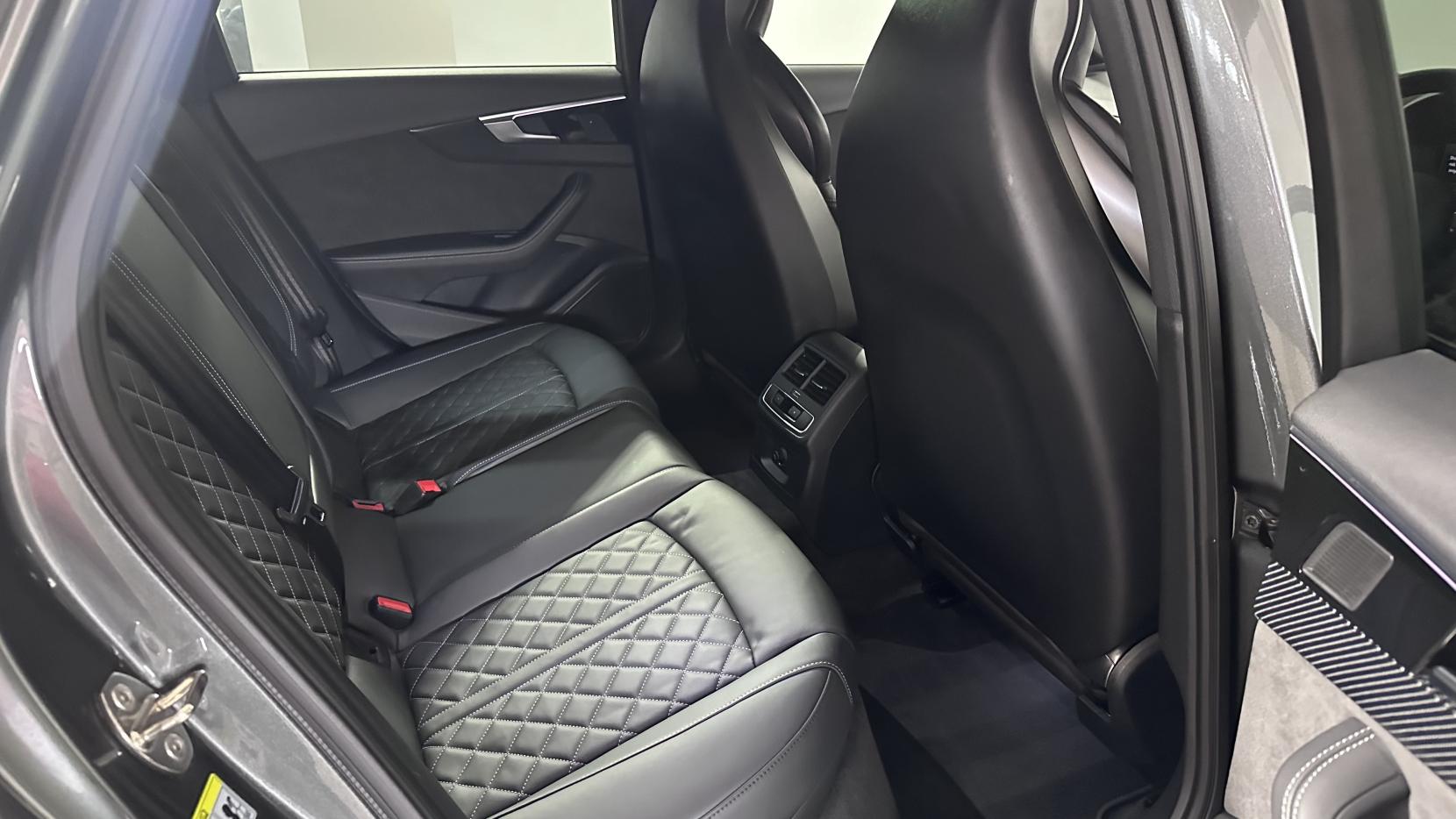 Audi S4 Avant 3.0 TDI V6 Black Edition Estate 5dr Diesel Tiptronic quattro Euro 6 (s/s) (347 ps)