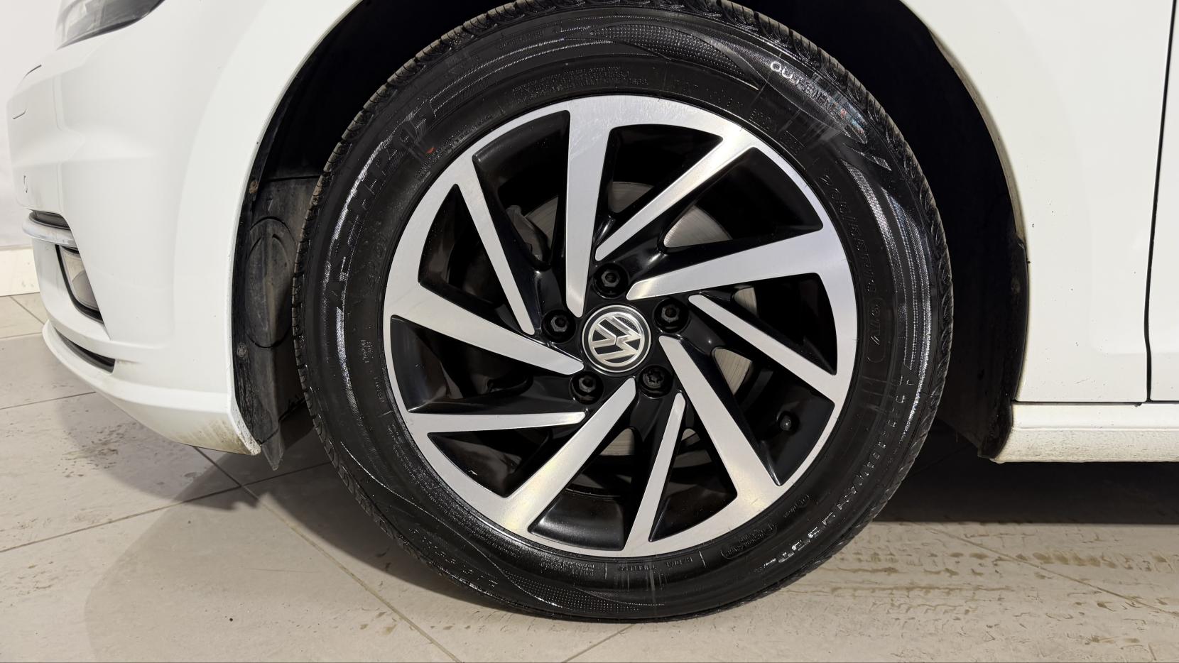 Volkswagen Golf 1.5 TSI EVO Match Edition Hatchback 5dr Petrol Manual Euro 6 (s/s) (130 ps)