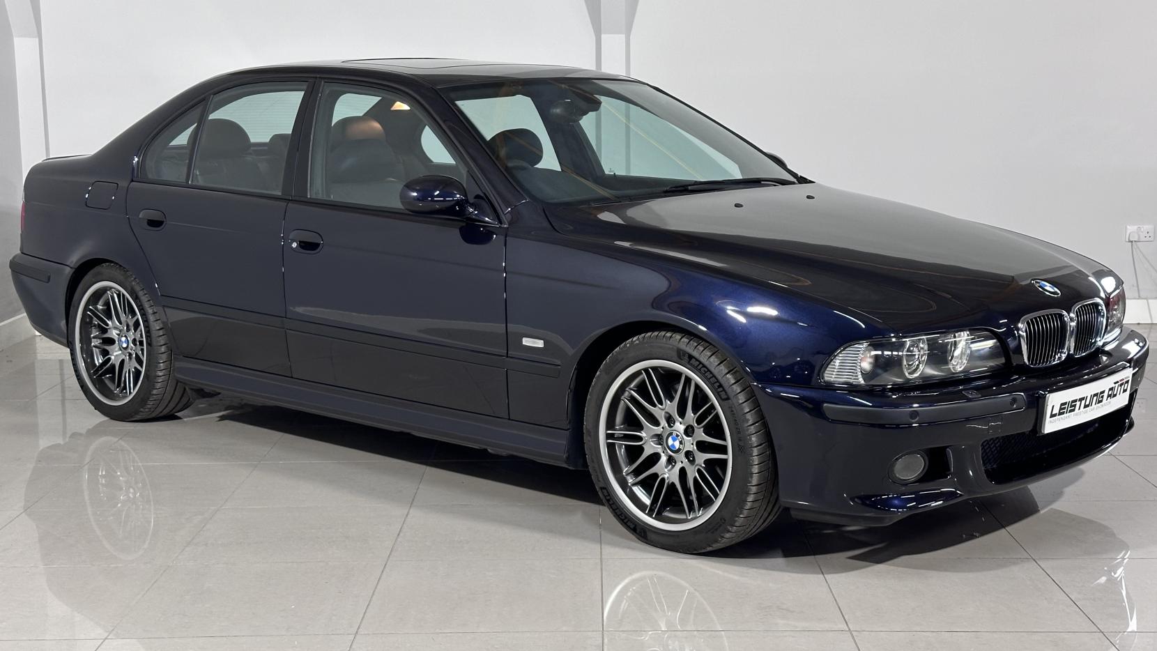 BMW M5 4.9 Saloon 4dr Petrol Manual (346 g/km, 400 bhp)