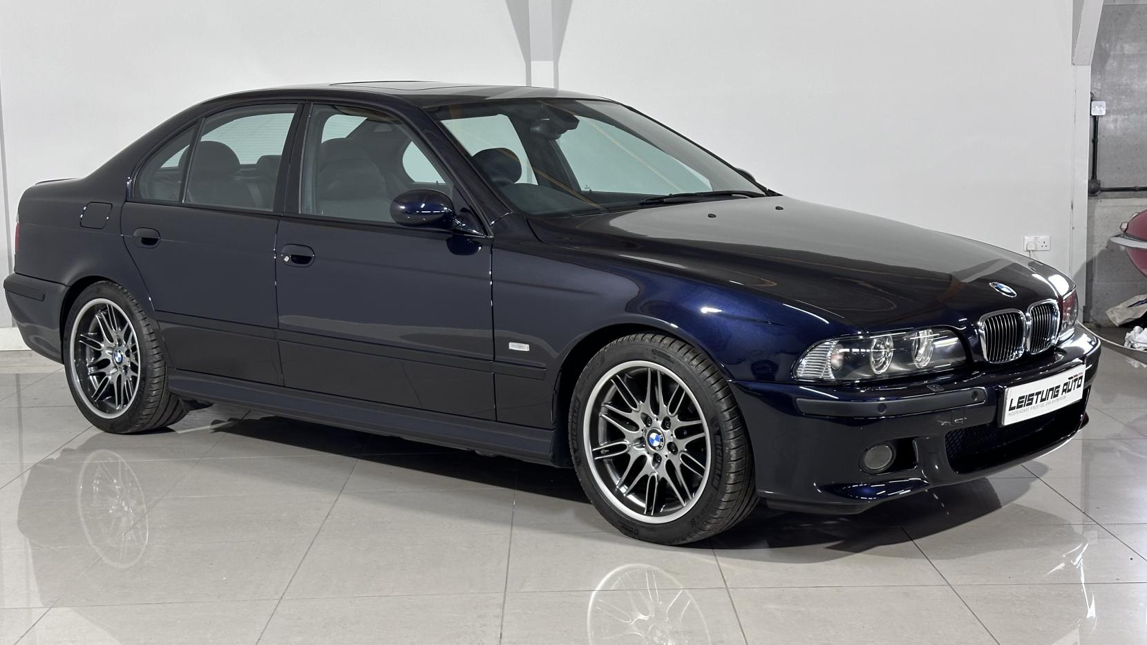 BMW M5 4.9 Saloon 4dr Petrol Manual (346 g/km, 400 bhp)