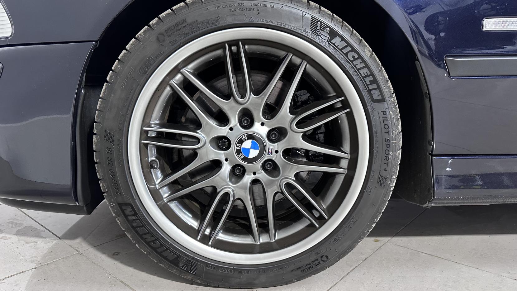 BMW M5 4.9 Saloon 4dr Petrol Manual (346 g/km, 400 bhp)