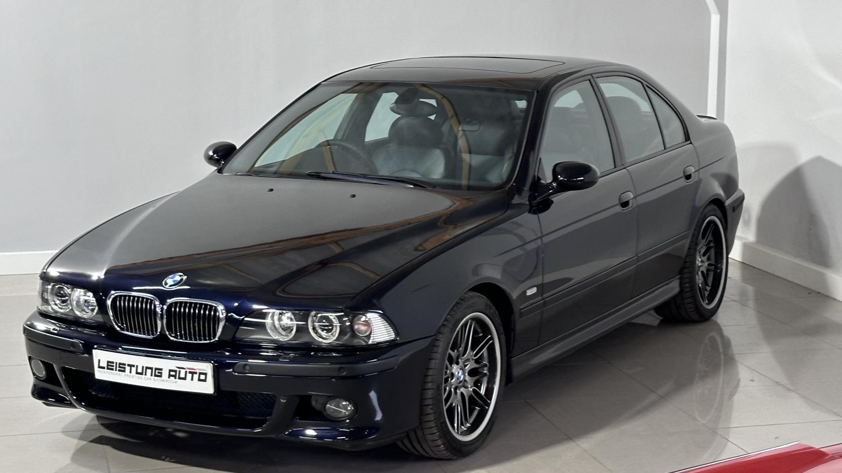 BMW M5 4.9 Saloon 4dr Petrol Manual (346 g/km, 400 bhp)