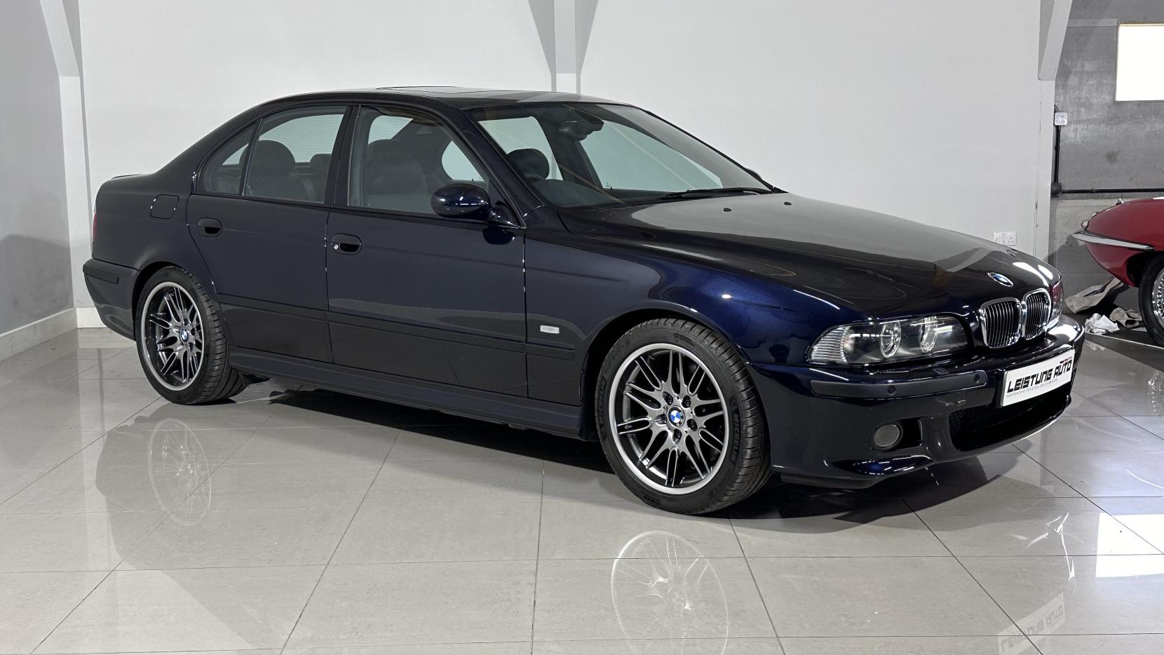 BMW M5 4.9 Saloon 4dr Petrol Manual (346 g/km, 400 bhp)