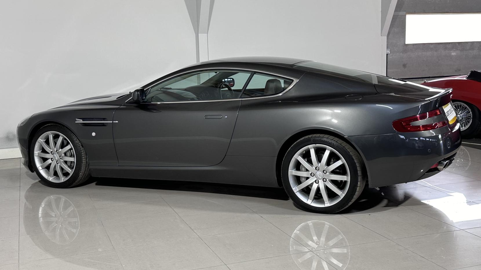 Aston Martin DB9 5.9 Coupe 2dr Petrol Seq (394 g/km, 450 bhp)