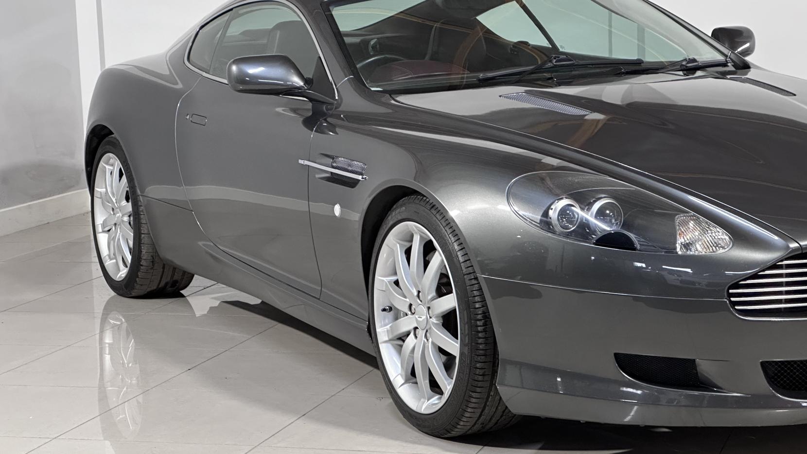 Aston Martin DB9 5.9 Coupe 2dr Petrol Seq (394 g/km, 450 bhp)