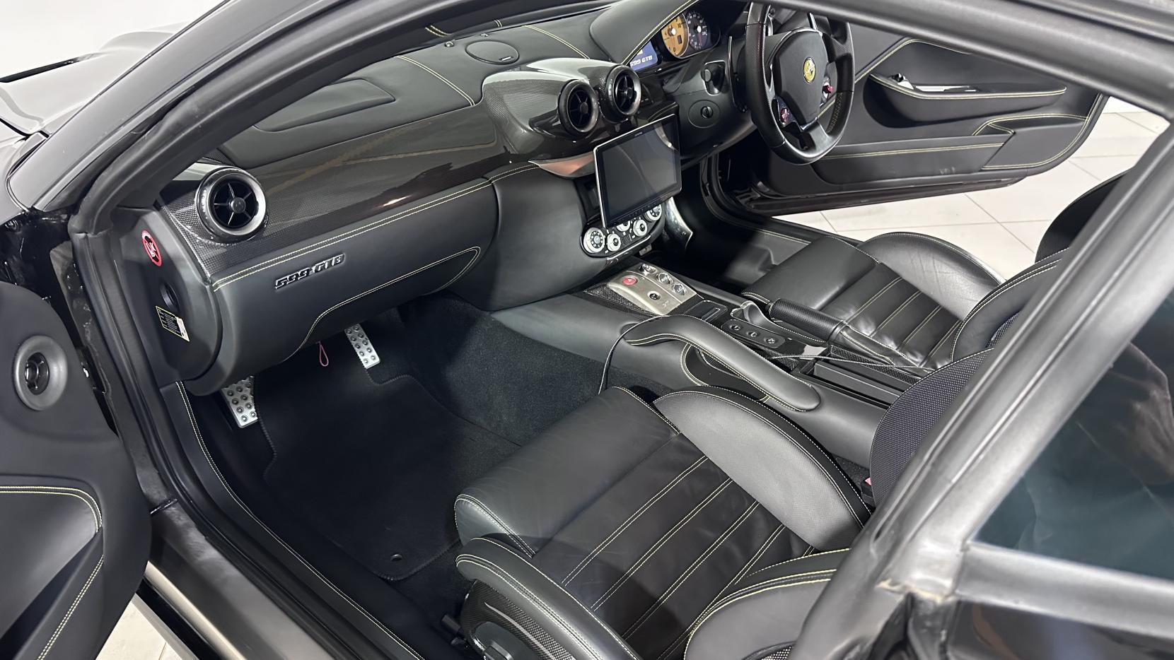 Ferrari 599 6.0 V12 GTB Fiorano Coupe 2dr Petrol F1 Euro 4 (612 bhp)